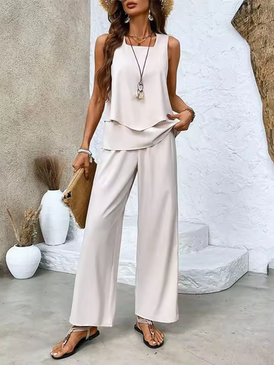 Set de două piese - top și pantaloni asortați 