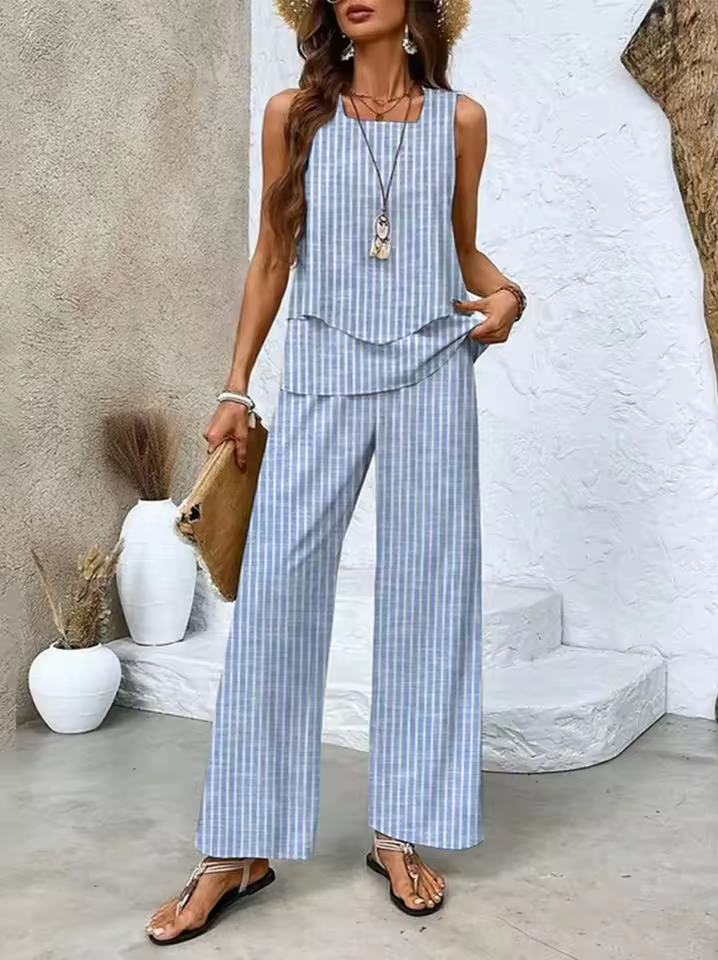 Set de două piese - top și pantaloni asortați 