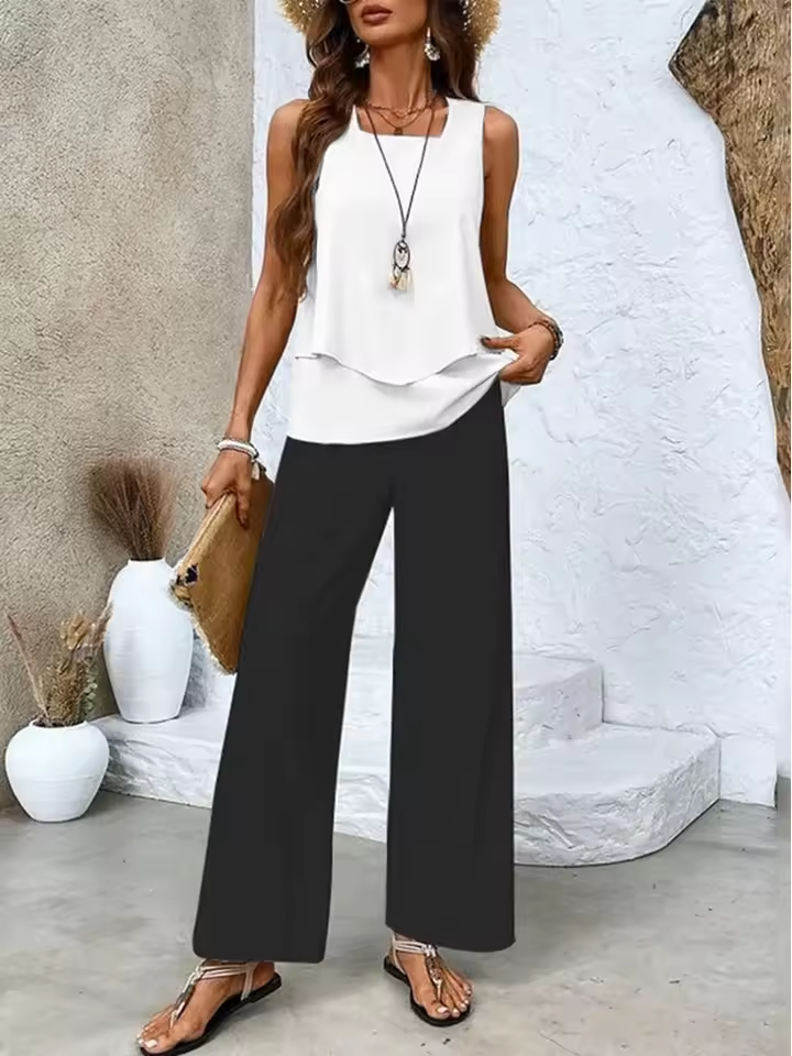 Set de două piese - top și pantaloni asortați 