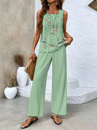Set de două piese - top și pantaloni asortați 